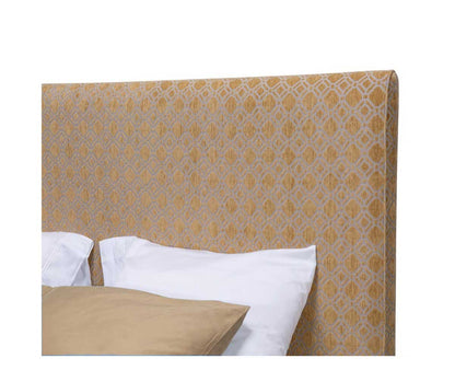 Chameleo Honey Double Bed with Honeycomb Upholstery and Oak Legs