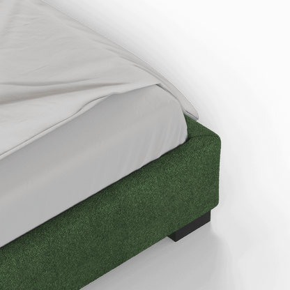 Chloe bed